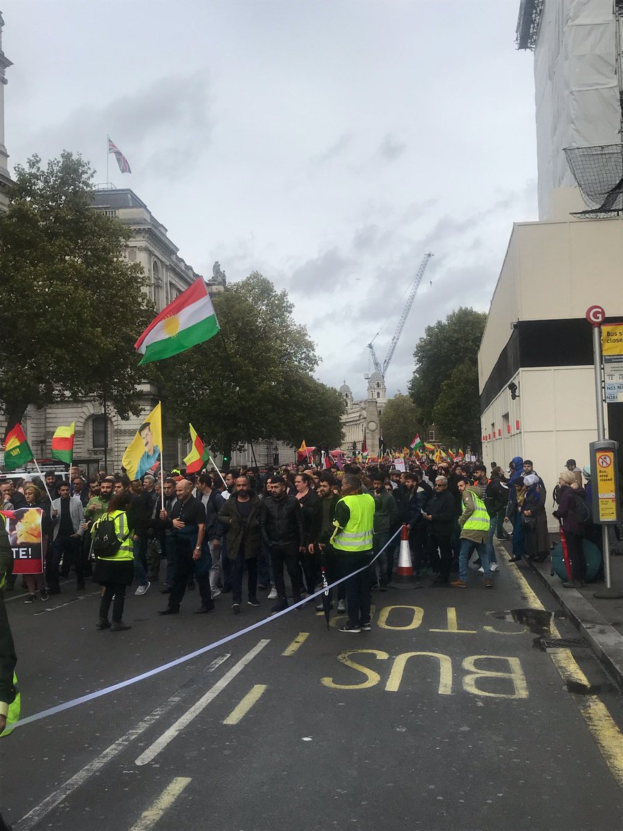 Reaching Parliament Square and the person with the clicker reports 22,000 on #riseupforrojava #boycottturkey march