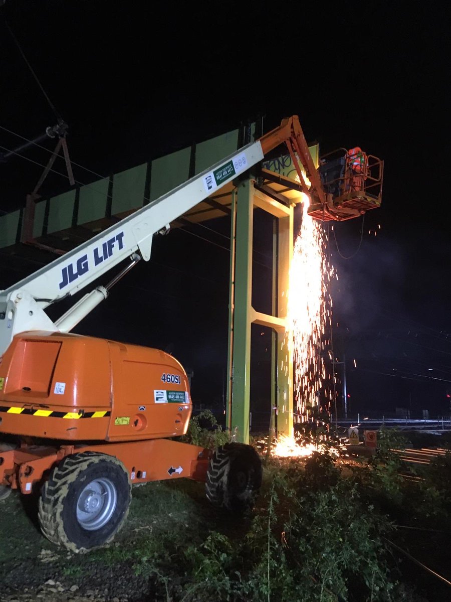 CDC_Demolition's tweet photo. Fantastic effort by the team at Werrington, five lifts in five hours! @CDC_Demolition @tru7group @Guynicholls7 @tm__33 @JakeNicholls45 @morgansindallci @DavidClarkeCDC @Chinny63549321 @whipstreet @meik1fitness #committedtosafety #truplant #trudemo https://t.co/zzX1gW2gQ6