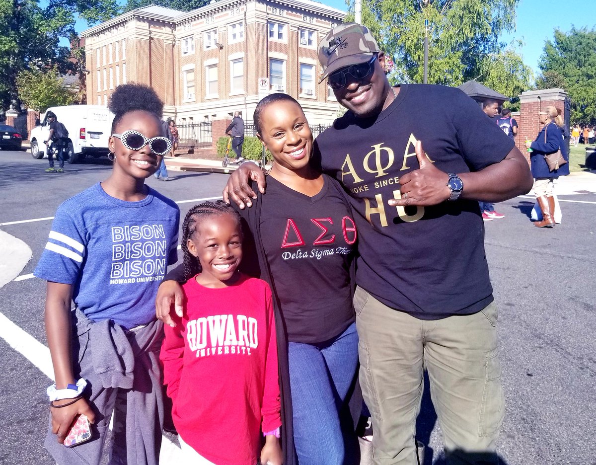 MrMentorSteve's tweet photo. So grateful that my Powellettes had the opportunity to experience their first #HowardHomecoming.
Nothing but love and excellence on overflow.
♥️💙
Travel mercies to everyone.
#HUH19 #HUmade #Framily #TheYard #APhiA #AKA #DST #ThisIsBeta #BabyBison #HBCU #PanHelLove #TGBTG https://t.co/0SUF4dis3L