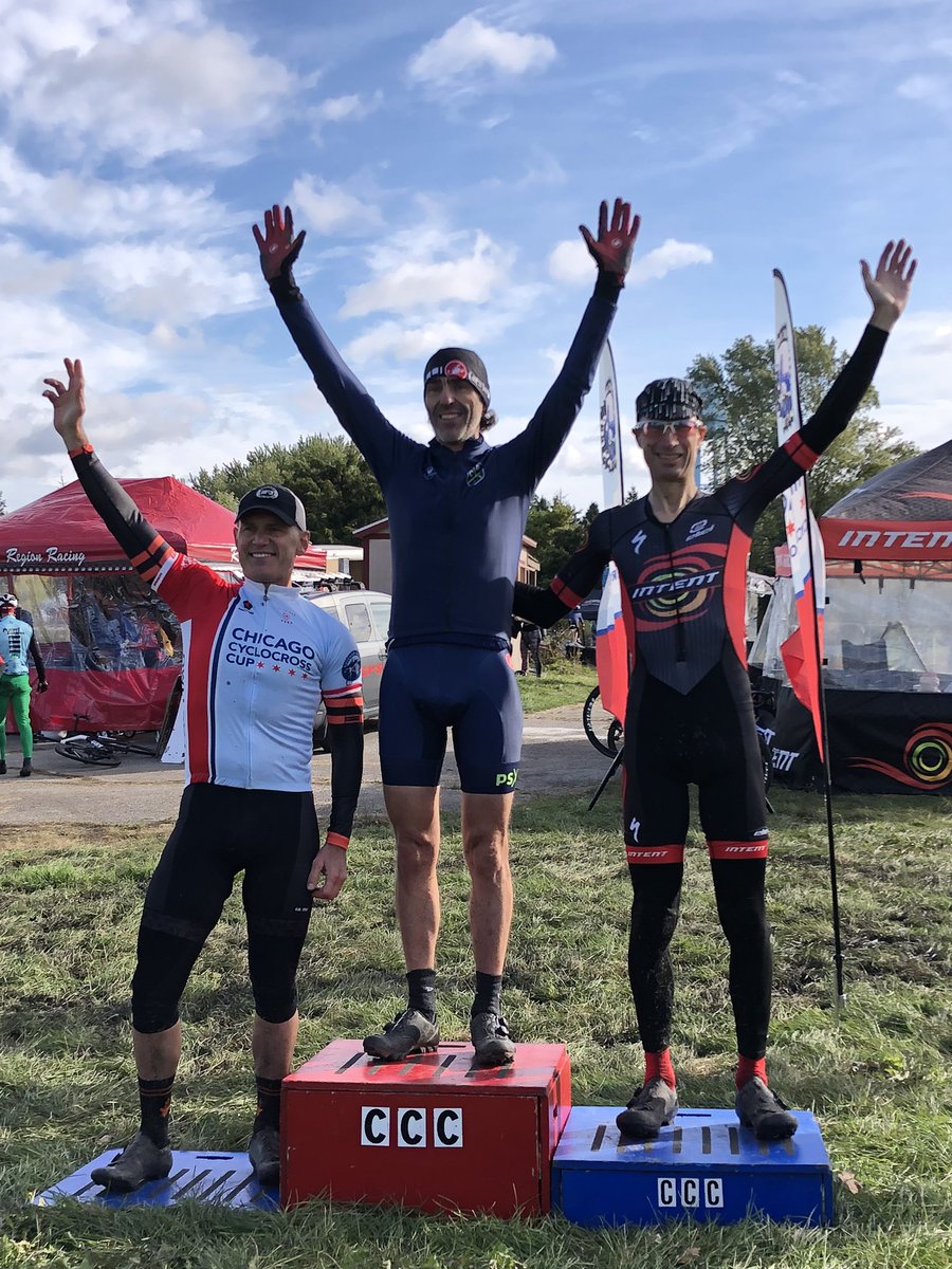ChiCrossCup's tweet image. Men Masters 45+ #drwcx #ilrcx
🥇 Campbell @PonyshopCXteam 
🥈 Spence @INTENTcoaching 
🥉 Boundy @F3cycling