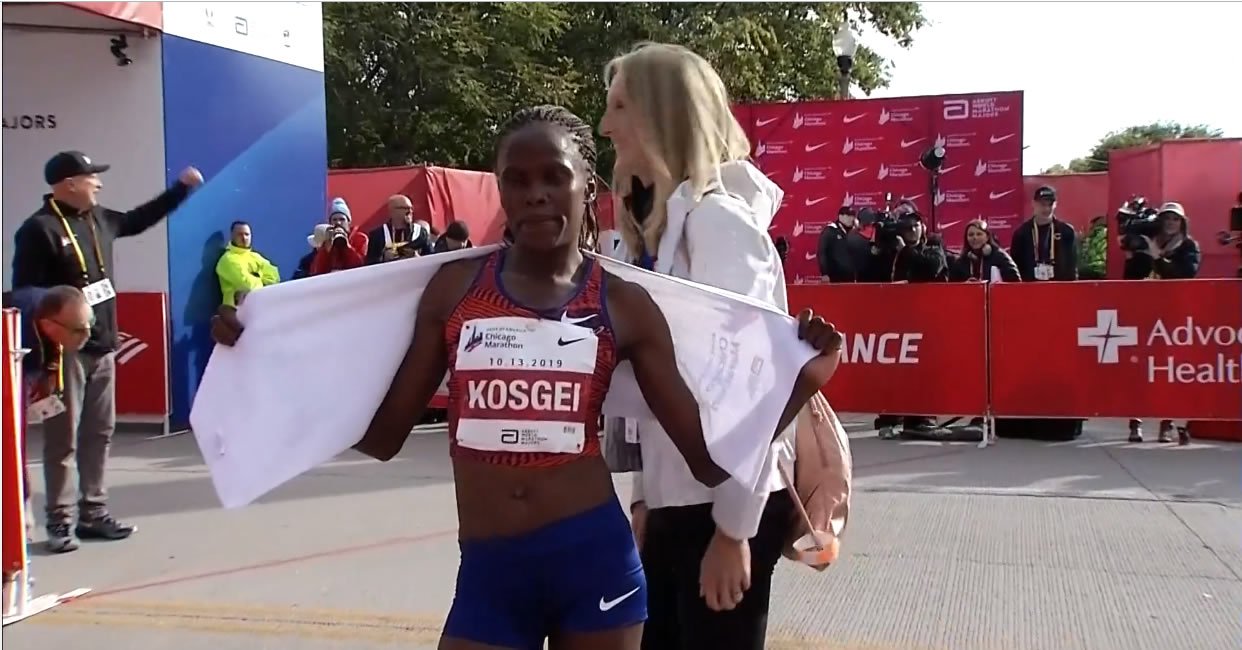 Shoji Watabe 渡部昇治 ケニアのコスゲイ選手がシカゴマラソンで女子マラソンの世界記録を大幅更新 ポーラ ラドクリフ 2 15 25 03 ブリジッド コスゲイ 2 14 03 19 T Co B65whoft3e T Co Csfb5z8lie Twitter