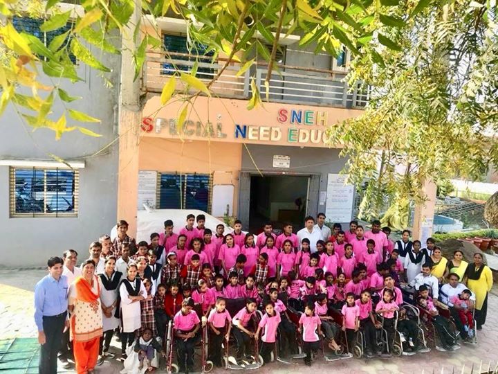 lionsclubs's tweet photo. Lions identify the world’s most crucial needs, and LCIF helps them transform lives. Thanks to a LCIF Matching Grant of US$93,986, Lions of India in District 3233-G2 were able to expand a special education school in Nagda. When you give, #WeServe. https://t.co/pZhNs8neMa https://t.co/FTZKhzoIcl
