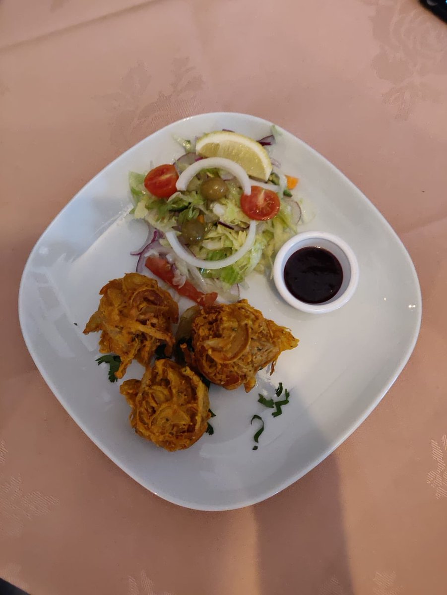 Try our delicious onion bhaji this rainy day #Spicestation #bushey #Watford #SundayBrunch #curry