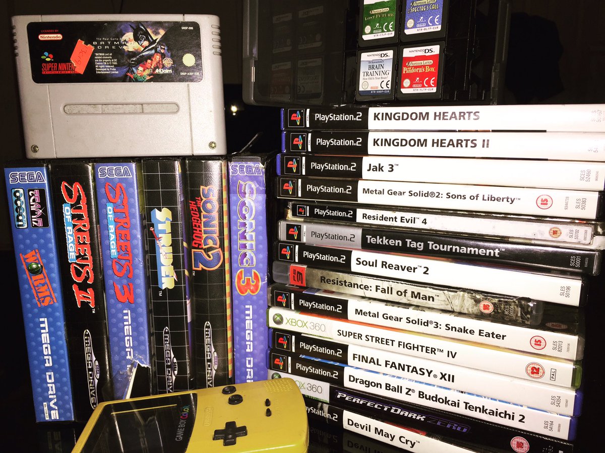 When a visit to the parents house turns into a retro gamers’ dream. 
#scottishgamers #squaregogamers #retrogames #sega #ps2 #ps3 #scottishbanter #scottishstreamers #gameboycolour #youtubers