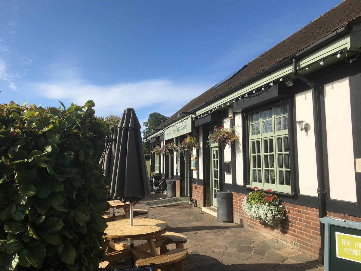 NEW REVIEW! We visit the Inn on the Park Café, which is not an inn but is indisputably on a park.

stalbansmidweeklunch.wordpress.com/2019/10/13/inn…