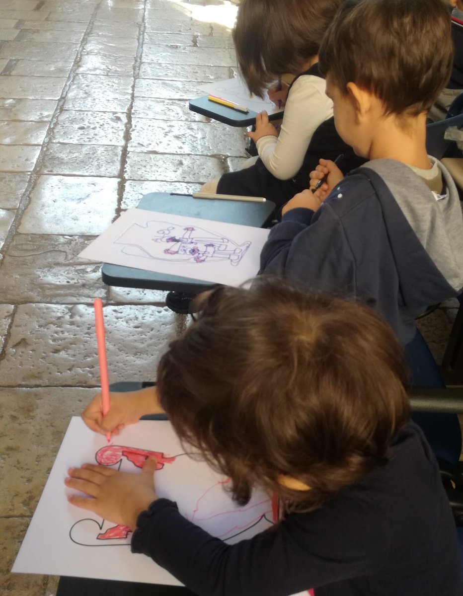 lacapagrossa's tweet photo. Bellissima mattinata al @museojatta di Ruvo per la giornata @famigliealmuseo: tanti bambini, tante famiglie per un laboratorio gratuito con Sabrina Vendola.
#famu2019 #famigliealmuseo #coworking https://t.co/Edx8v23ZIl