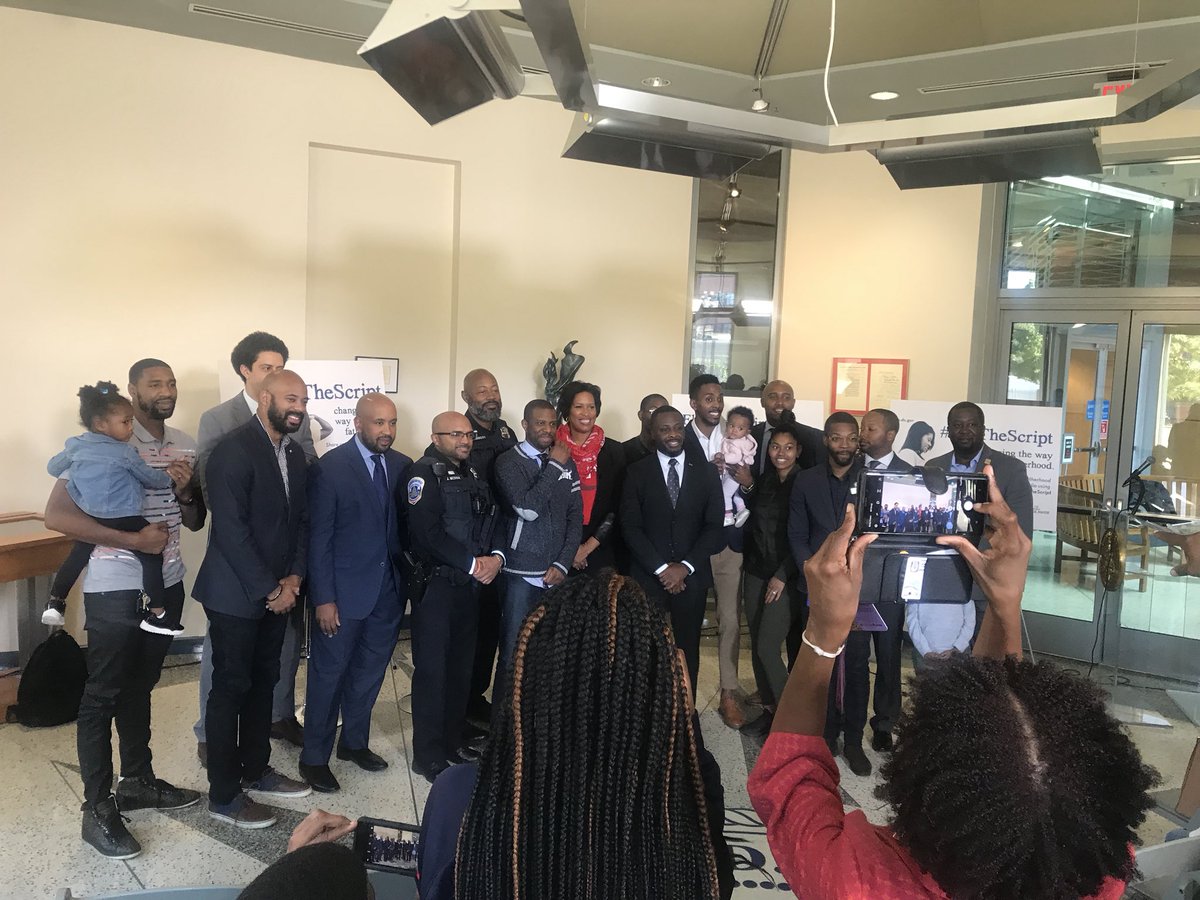 ACM_DC's tweet photo. @dc_mofmb we were happy to be apart of a great conversation on the new #flipthescript campaign changing the narrative for black & brown fathers! Kudos to @MayorBowser , @JasonWallaceDC Men of DC will be the example for our country. Let us produce greatness with this one. #ACMDC https://t.co/YmjdLNNCxl