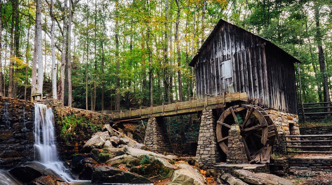 Cobb Hotels, Dining, Things To Do in Cobb Cobb Travel & Tourism