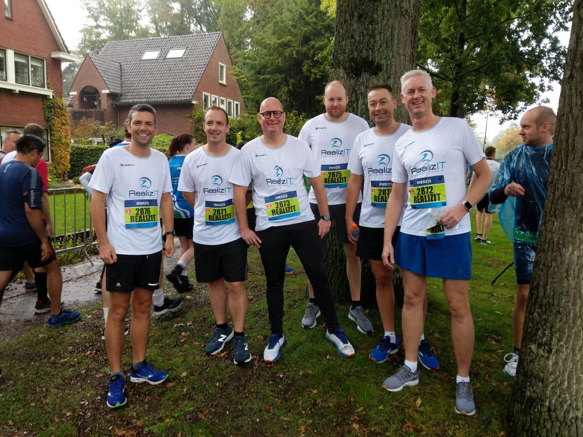 _RealizIT's tweet photo. Vandaag hebben wij de 4 Mijl gelopen en iedereen heeft z'n persoonlijke doel gehaald! 🏃‍♂️😀🍻 #fitachterhettoetsenbord #runningrealizit https://t.co/MBem5gg5Ew