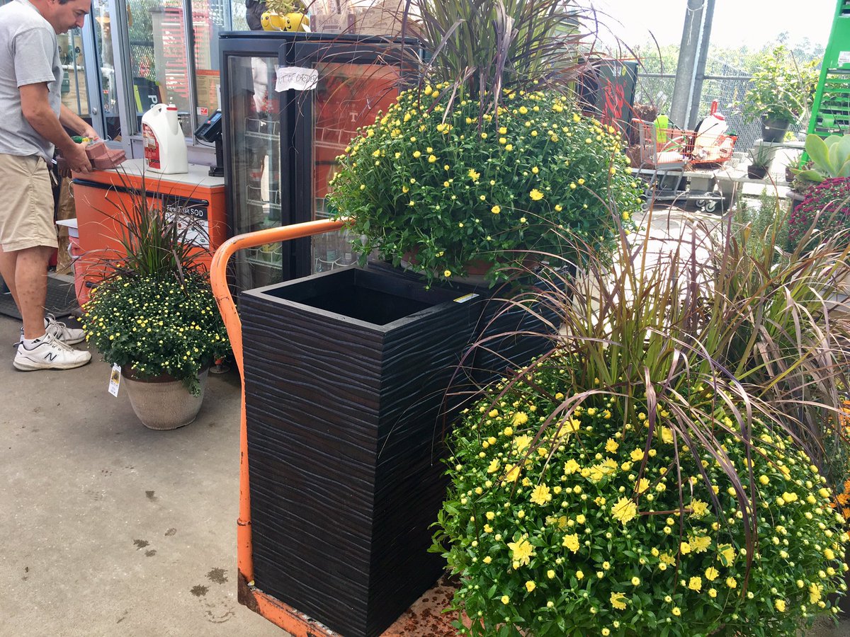 PPSKare's tweet photo. SUNday Selling @THD MB 1116! I enjoy it cause it’s as Easy as a Sunday Morning! #happypeople #believe  4 Dorado Planters OTD and line of Metro OTD @JulieWelsh12 @RaymondCiorra @Mandy_Cymru @JimSimmonsHD @PPSinHD @Stephen_E_Camp https://t.co/SM5xnRIj3h