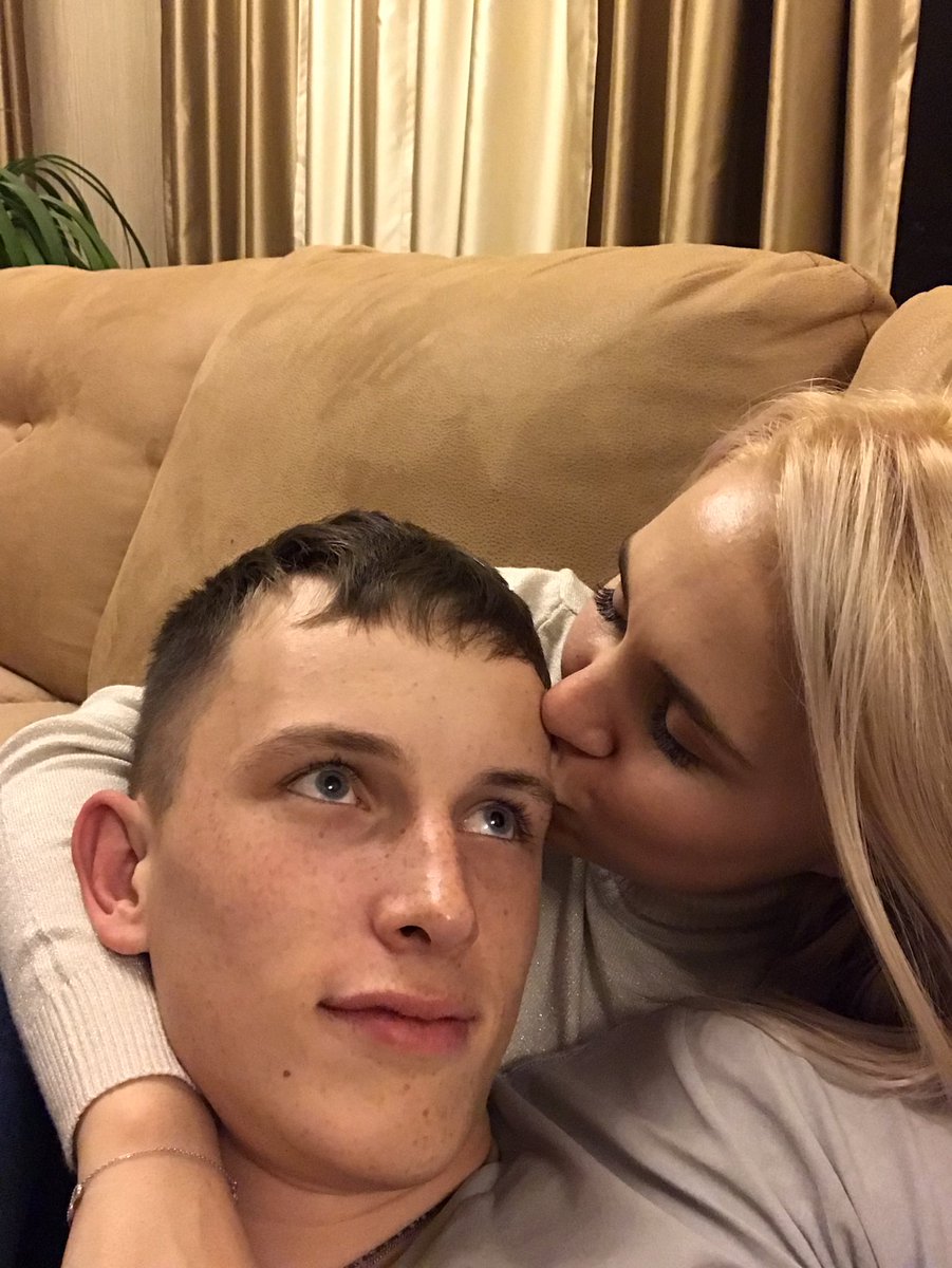 Cherenkovaaa's tweet image. Коротко о наших отношениях