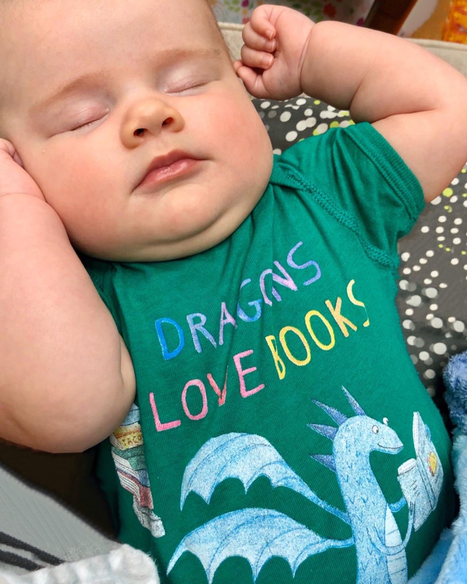 generousgoods's tweet photo. Boast baby’s ❤️ for books w/this cheeky onesie based on Adam Rubin’s Dragons Love Tacos books-illustrated by @dansalmieri⠀
⠀
To date @outofprint has donated over 3 million books to communities in need & supports literacy initiatives. Every purchase #gives back!
#generousgoods https://t.co/HRUEVKdvRq