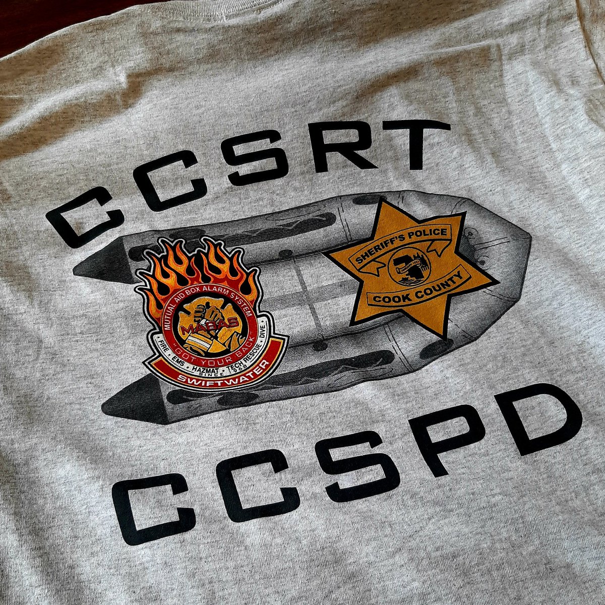 EwithaarPremium's tweet image. Full color print, small type and water base inks, great print. Hats off to our first responders #screenprint #firstquality #experienced #mabas #cookcountysheriff #FirstResponders #premiumcustomproducts