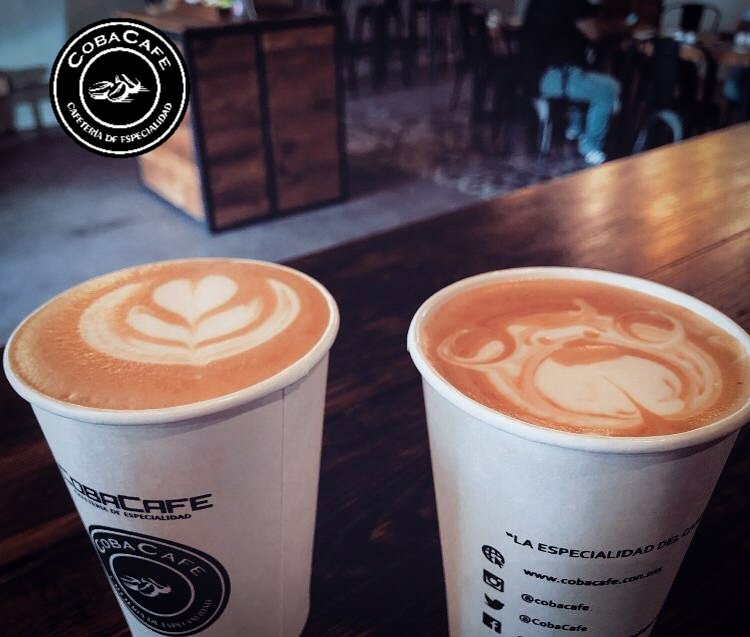 CobaCafe's tweet photo. Feliz domingo!!! 😎

#morning #cappuccino #art #artelatte #etching #bear #delicioso #coffeeshop #coffeeroaster #coffeelovers #cobacafe #cafeteria #cafe #love #coffelove #gdl #domingo https://t.co/c37JQyQmSV