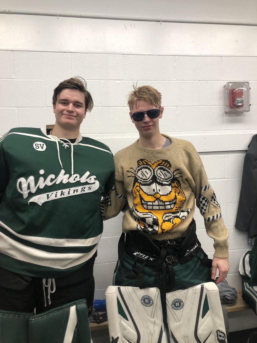 NicholsHockey's tweet image. Nichols battled back from an early two goal deficit to take the second game in Gilmore 5-2. Goals from Amici, C. Bauer, Zacher, Lugris, and Ricotta. Musielak stood strong making 46 saves and getting #StreetDemon of the game.
#vitua