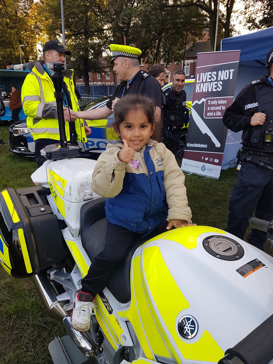 Future officer in the making! Come and talk to us about what it takes to be one at our stand in Cossington Park #WeAreYou #ProudToProtect
For more information visit bit.ly/2m3HSKo