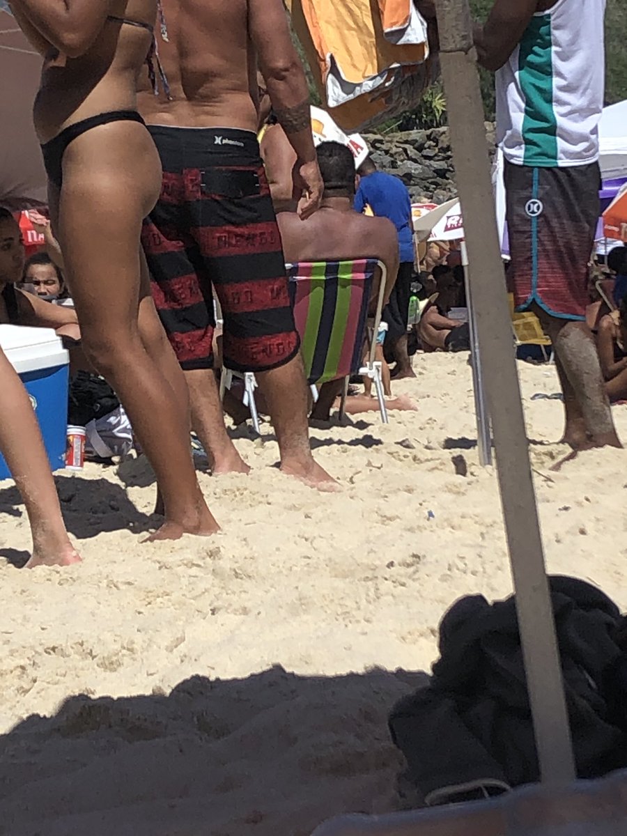 LDominguesss's tweet image. Alguém conhece essa colab aí da Hurley x Flamengo? Kkkkkkkkkkkk