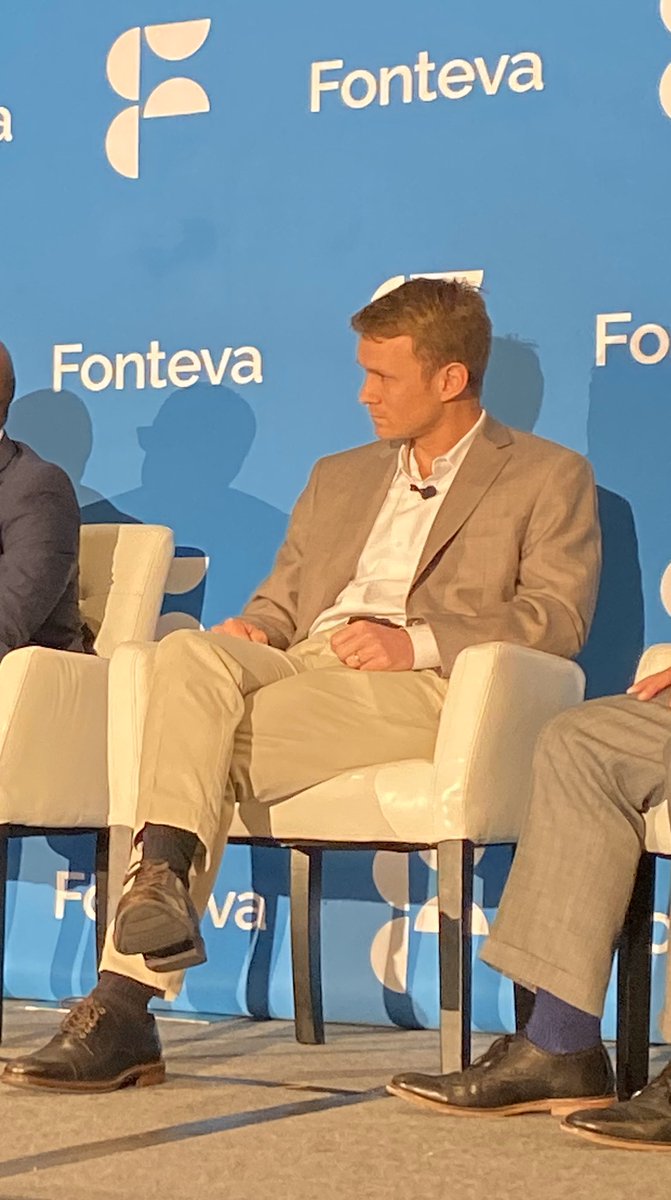 SalesforceShnon's tweet photo. #FUNcon19 takeaway “When someone asks you for a report or data, flip it and ask them what they plan to do with it” Frank Grace @SEPAPower This is awesome advice. @fonteva https://t.co/ERjXdthUJq