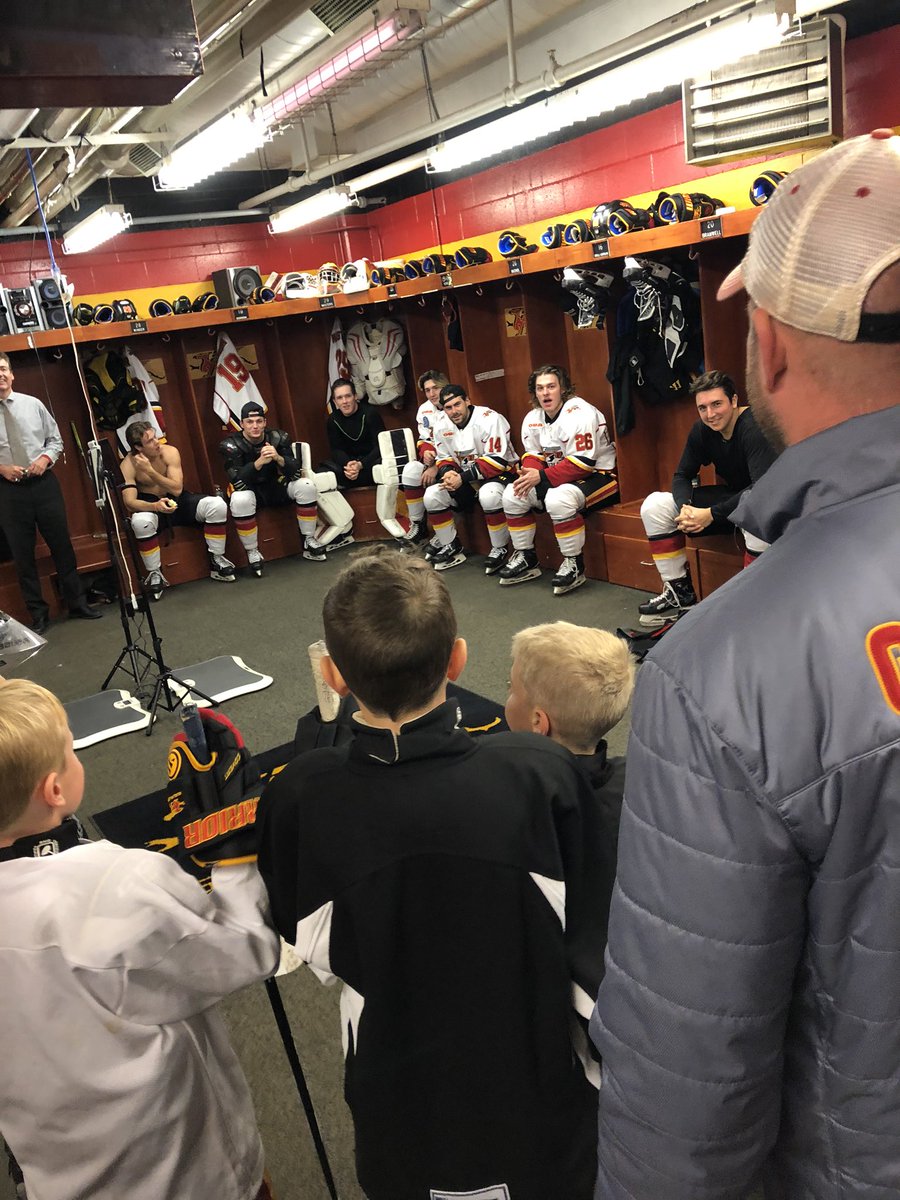 Alec_Bowes's tweet photo. Thank you @guelph_gryphons for having our double AA Novice Gryphons out to your home opener. The boys loved Jacks hair cut!! https://t.co/DQM2Ge1haJ