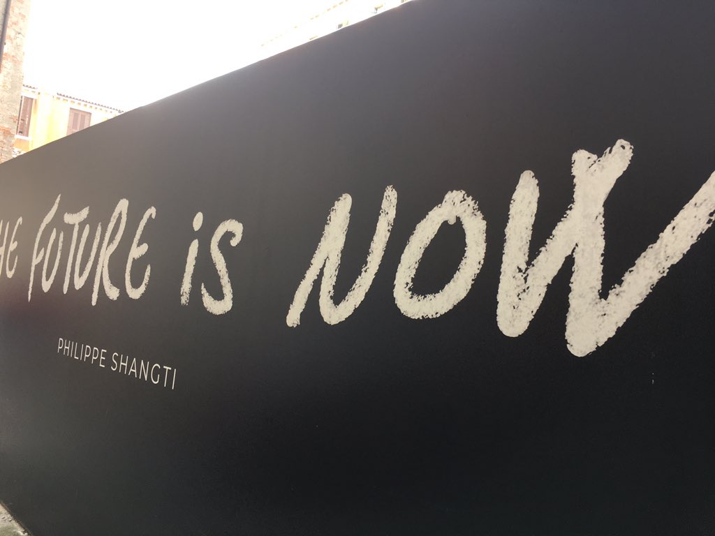 FritzTwitzzz's tweet photo. Noch mehr #Zukunft auf der @la_Biennale di Venezia 2019. Motto: „May you live in interresting times“.
#FutureForFuture #KuratorFürZukunft #Zukunftstaucher @ManfRonzheimer https://t.co/WVFk9OKRnI