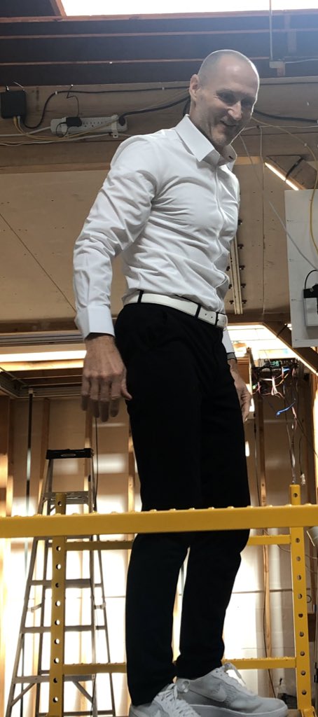 Sancartion's tweet image. Visit to @bumblebeespaces by the one and only @munster_gene! #makespaceforwhatmatters