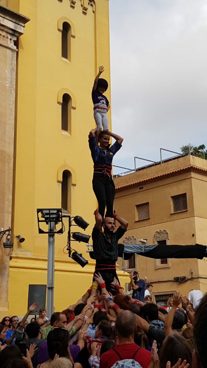 Panarres Les Corts tweet media