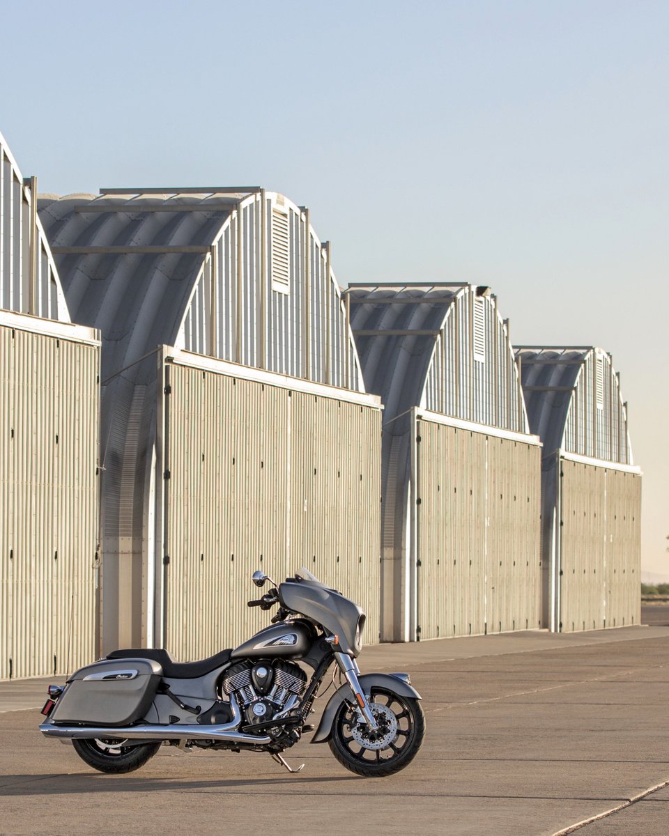 indianmotocycle's tweet image. Power is nothing without control.

bit.ly/2020Chieftain

The Chieftain is expertly engineered to give you complete control for a riding experience like no other.

#indianmotorcycle #IndianChieftain