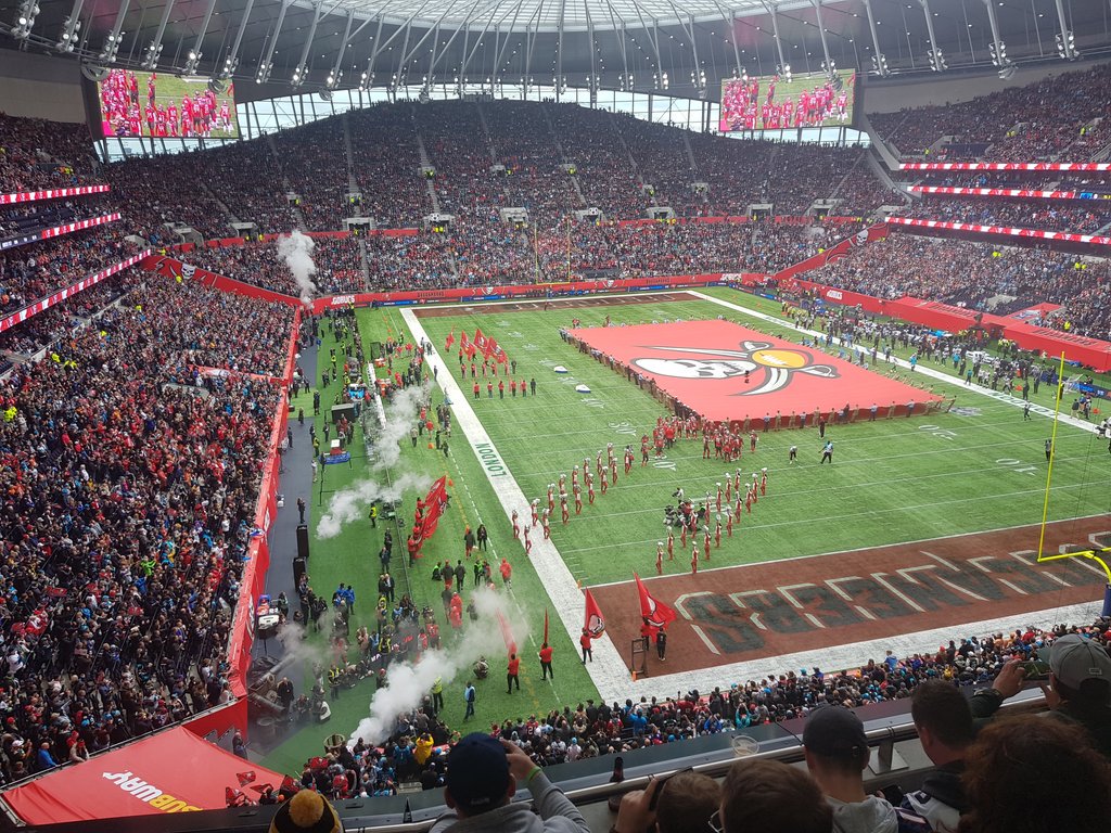 mem_a68's tweet image. Same supporters moan that more money needs to be spent by 
Lewis/Levy then moan when club generate more income by putting on event other then ⚽️ at our new stadium....you cant make this S**t up 🙄 #THFC #COYS #SpursAreHome #SpursNewStadium