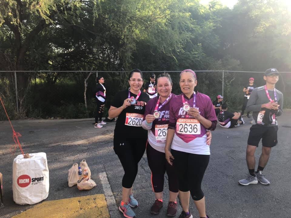 Peakers running to help mamma cancer pacients, what else can I ask for? Thanks to my sisters 4 let me enroll them in these challenges @SamHeughan @MyPeakChallenge #valbod @ESSpeakPeakers #peakerforlife
