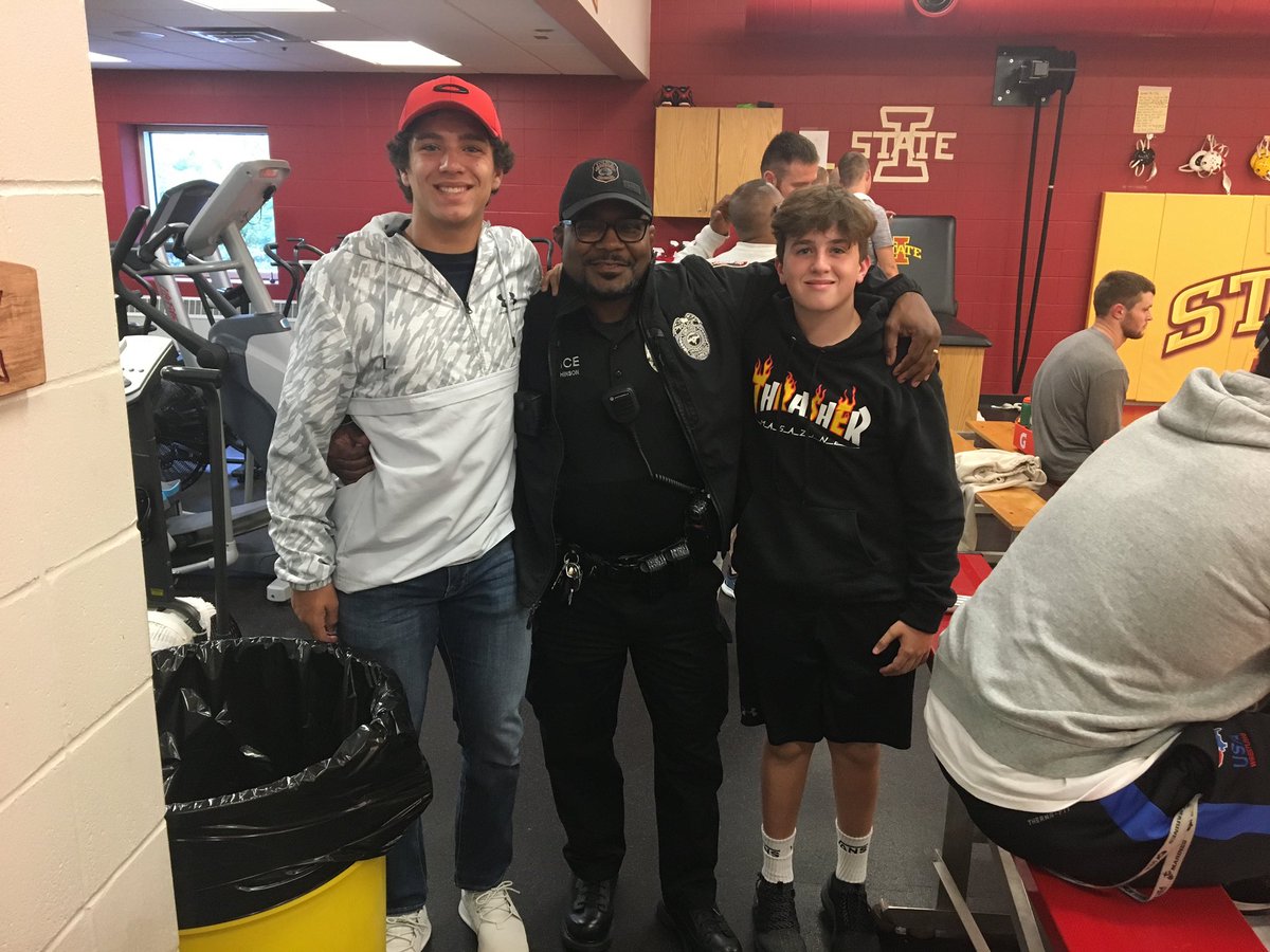 ASosamon's tweet photo. Amazing trip to Iowa! An honor meeting 2X All Am @MarinelliKnee 2X All Am @MstarWrestlin 4X All Am Dwight Hinson and 3X Nat Champ Nate Carr. #motivation #inspiration https://t.co/EVqkjW7Vei