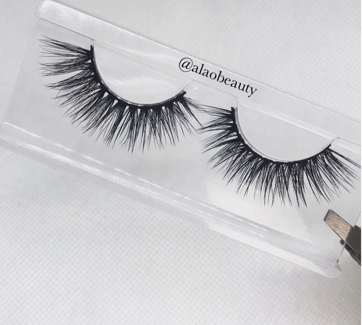 AlaoBeauty's tweet photo. @PhysicsAndAstr1 🌸Shop vegan lashes 🌸 
https://t.co/Ad8hPZRDYt https://t.co/LVjs9SaWKC