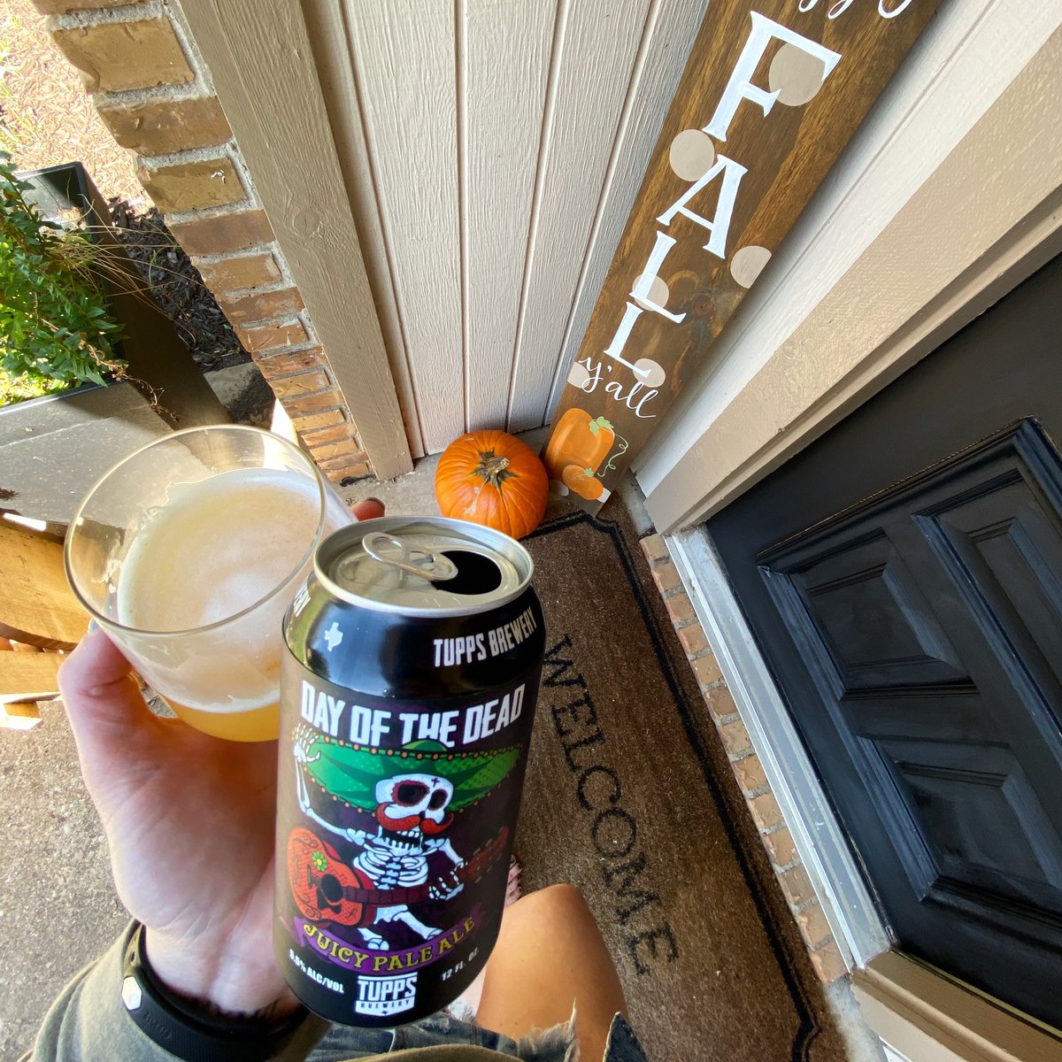 Autumn ... the most wonderful time of the year #DayOfTheDeadIPA <a href="/TuppsBrewery/">tuppsbrewery</a>