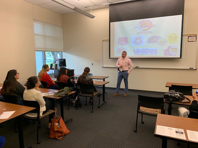 DPDUnidos's tweet photo. We were honored to present yesterday at the  #LULAC District Ill Womens  Conference. High School  students from  #IrmaRangel, #SunsetHighSchool &amp; #SkylineHighSchool Were in  attendance. Educating and empowering our future leaders.
@DPDUnidos @DPDWest @DallasPD https://t.co/aulYzzqEot