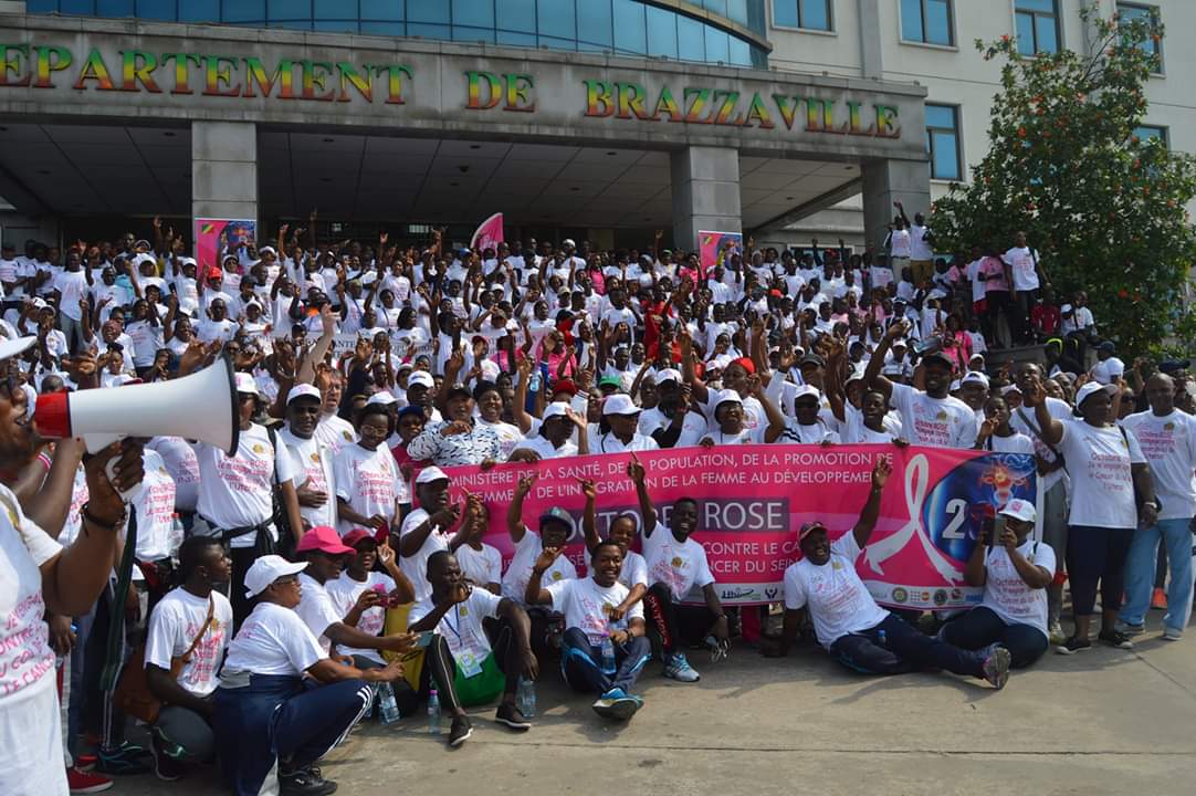 msppfifd's tweet image. Brazzaville, le 13 octobre 2019- La marche organisée dans le cadre de la campagne contre le cancer : "Octobre Rose" a mobilisé plusieurs congolais engagés dans le combat contre la maladie.