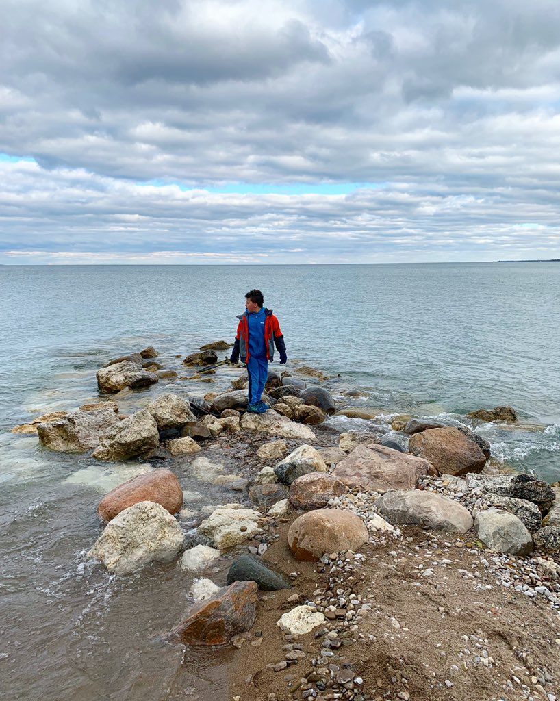 lailabiali's tweet photo. Happy Thanksgiving, Everyone! 🇨🇦🙏🏻🍁 Grateful for family, friends, music, and this stunning planet. Let’s show it the love it deserves!! #thanksgiving #thanksgiving2019 #thanksgivingsunday #thanksgivingweekend #hashtaghappy https://t.co/fNQ1jLyLyL