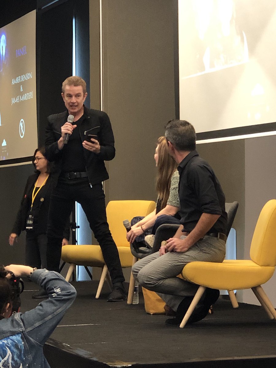 clochette39000's tweet photo. Merci @CloudsCon pour ce week-end de folie à #OnceMoreWithFeeling des guests au top, généreux. Beaucoup d’émotions. Merci @IyariLimon @JamesMarstersOf @theksutherland @amber_benson @DagneyKerr @Ferchland @RobiaMinistries #rudolfmartin @emmacaulfield @NicholasBrendon https://t.co/TyF5nDVy1S
