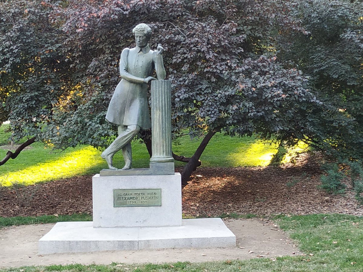 monica_huerga's tweet photo. Buen paseo por el parque de la Quinta de la Fuente del Berro #Madrid #Turisteando #ParquesConHistoria #MadridMola #VisitaMadrid https://t.co/CrtkAVzlsI