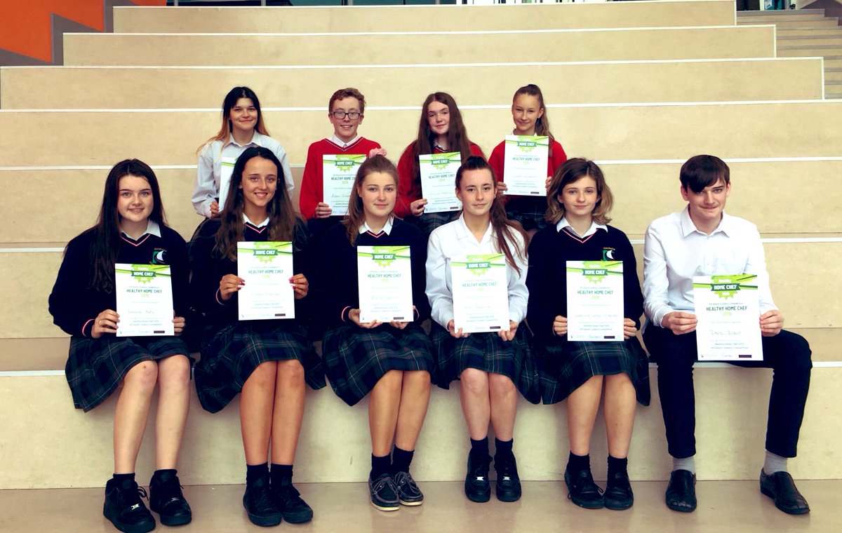 ccmwicklow's tweet photo. Healthy Home Chef Competition-
Well done to all those involved. The competition gave the students an opportunity to create tasty, healthy & affordable meals at home. All entrants were required to alter a main course dish to make it more nutritious @KWETB #healthyhomechef https://t.co/jpt2Ygg6Rn