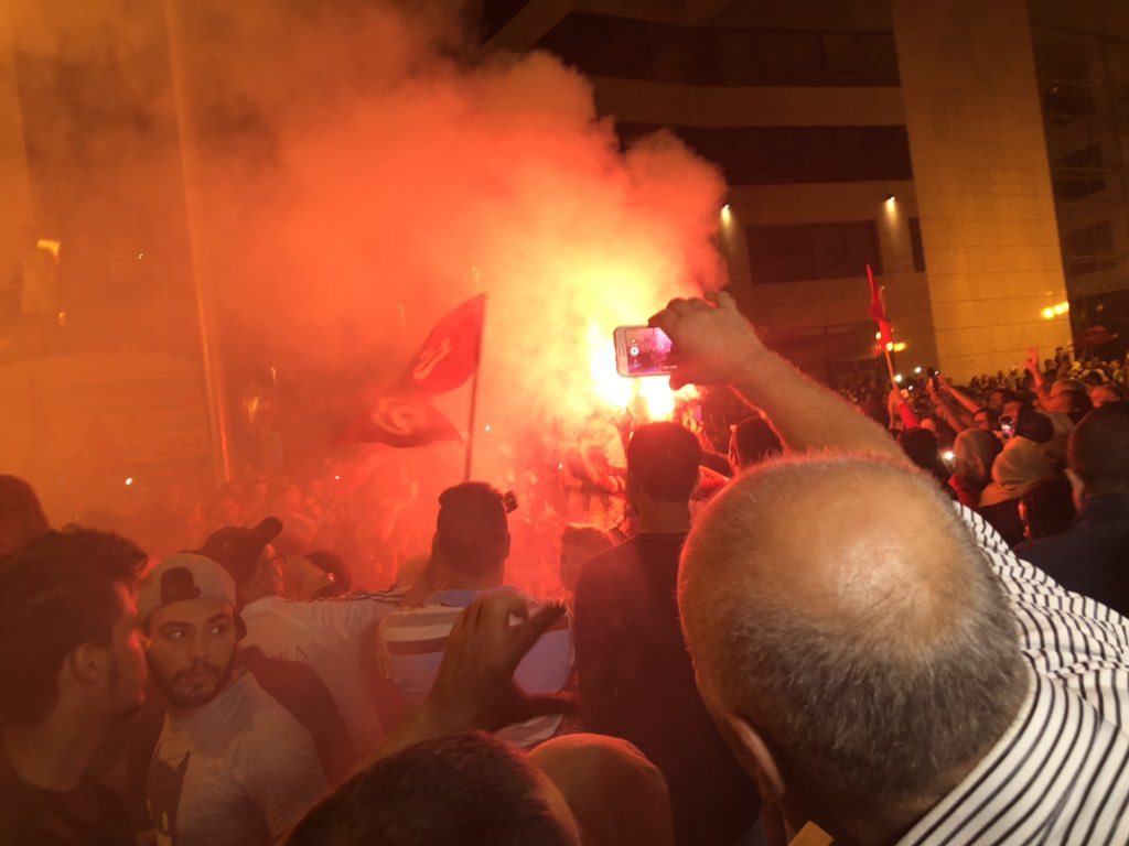 EliziaVolkmann's tweet photo. All the people here are celebrating the election victory of Kais Saied they’re calling him a « real Tunisian citizen » & that he will usher in a new age of law in Tunisia but seem to doubt he will push through his new project of devolved democracy #TnElec19 https://t.co/PXJeaKTsPS