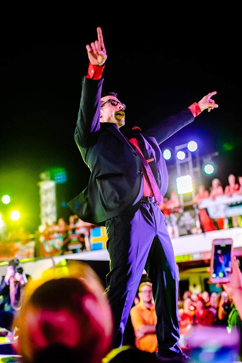 dannywood's tweet photo. Let the #cruiseprep begin! I canโt wait to set sail!
For more information: https://t.co/lLUacRNMoV
#NKOTBCruise2020 #cruisecontrol #nkotb #sundayfunday
๐ธ: @KamraImages https://t.co/Rn98yRlq5g