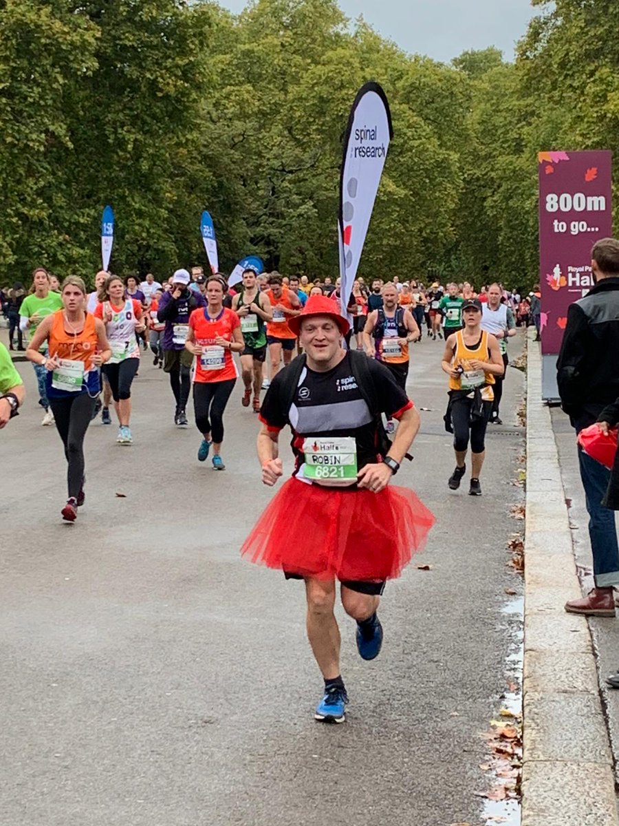 RobinPlowman's tweet photo. #RoyalParksHalf completed today in 1:53:45! A bit slower than anticipated, but I have been marathon, rather than half, training. In context I did #BerlinMarathon 1st half in 2:00:09 πππ
Thanks for the photo @sivg02 π
@RoyalParksHalf #RunTheParks #TeamSpinal #RBC150 π¨π¦ https://t.co/D0FRsnLepS