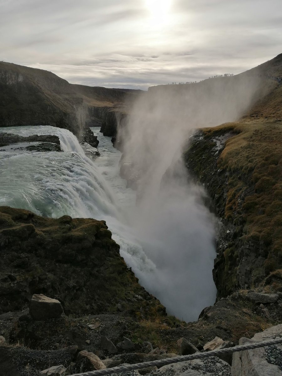 GeographyRws's tweet image. Day 2.. 
A busy day in the golden circle. Touring the highlights  of #hellisheidipowerplant #keridcrater #Gullfosswaterfall #geysirs #ancientparliament #lavafields #lavawaves #browntrout #fissures