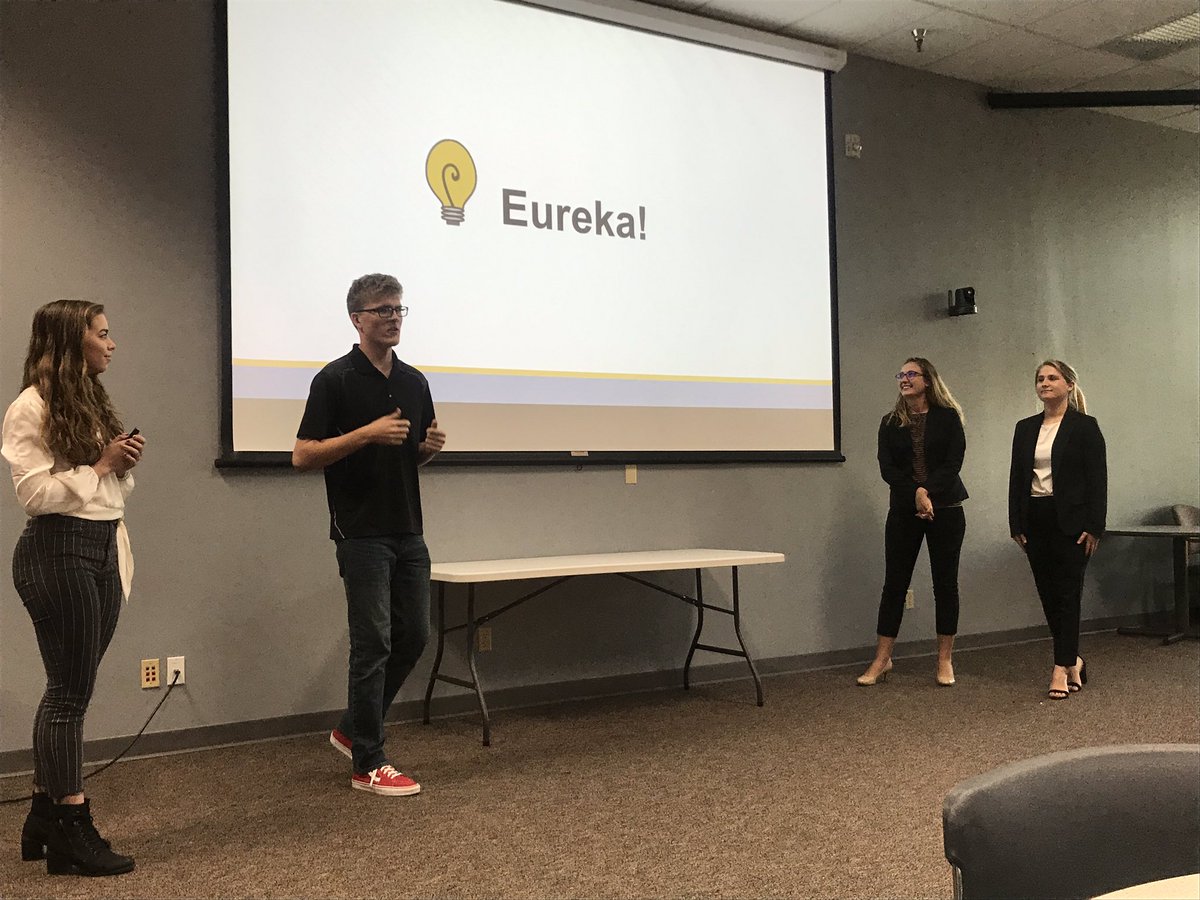 Startup Weekend Muncie tweet media