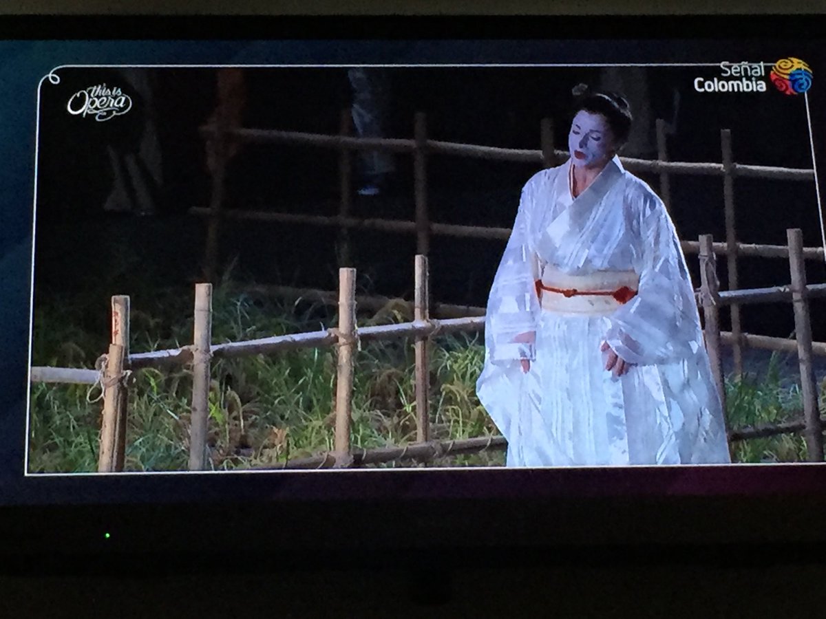 soniaardila1's tweet image. Qué belleza! Madame Butterfly en #EstoesOpera #ThisIsOpera  en el gran canal de #Colombia : ⁦@SenalColombia⁩ Gracias! ⁦@ramongener⁩