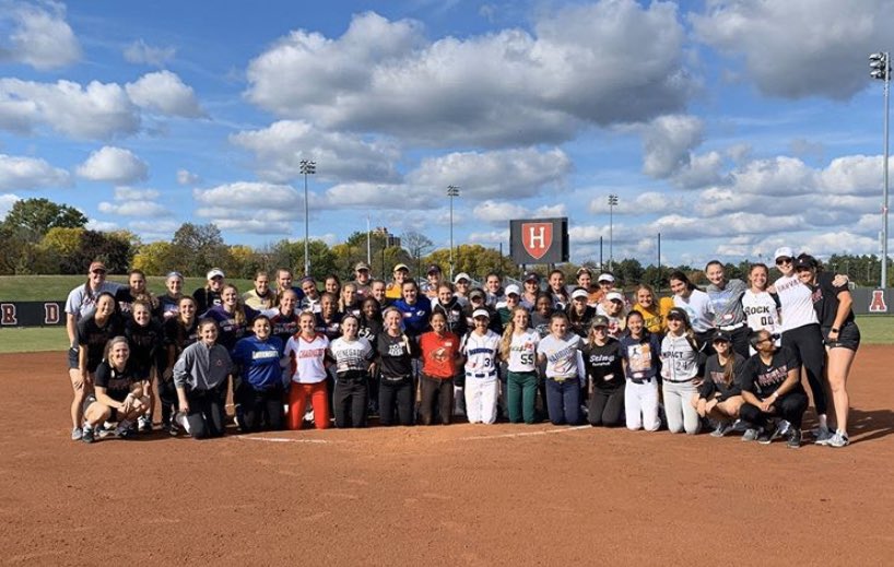 Harvard Softball tweet media