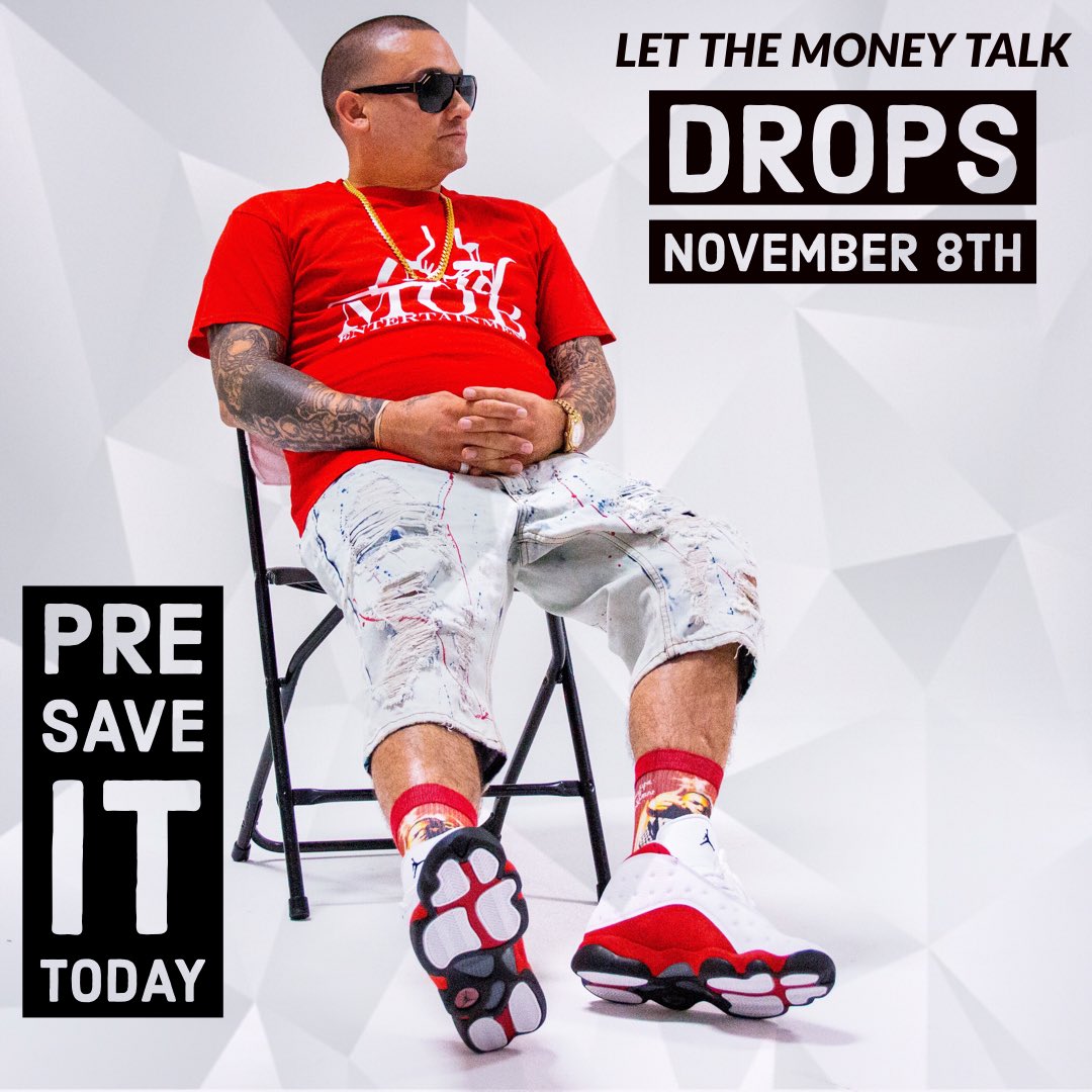 IAMSonnySoprano's tweet photo. Go to Apple Music or GooglePlay and Presave that Let the Money Talk EP! Send me a screenshot and i’ll send you FREE merch! 💪 #NewMusic #DroppingNov8 #ShowSupport #LoudMob https://t.co/E96MBfeTuB