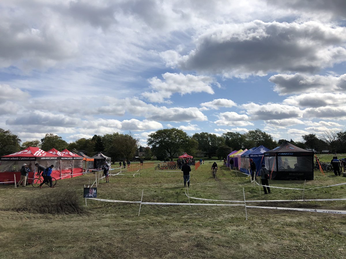 ChiCrossCup's tweet image. Wow, what a day and what a CCC CX Community! 

THANK YOU!
THANK YOU!!
THANK YOU!!!

to EVERYONE who made this #drwcx #ilrcx day a possibility. Waaay too many for 128 chars, but everyone knows who you are. 

Rest up and we’ll see you all next week.