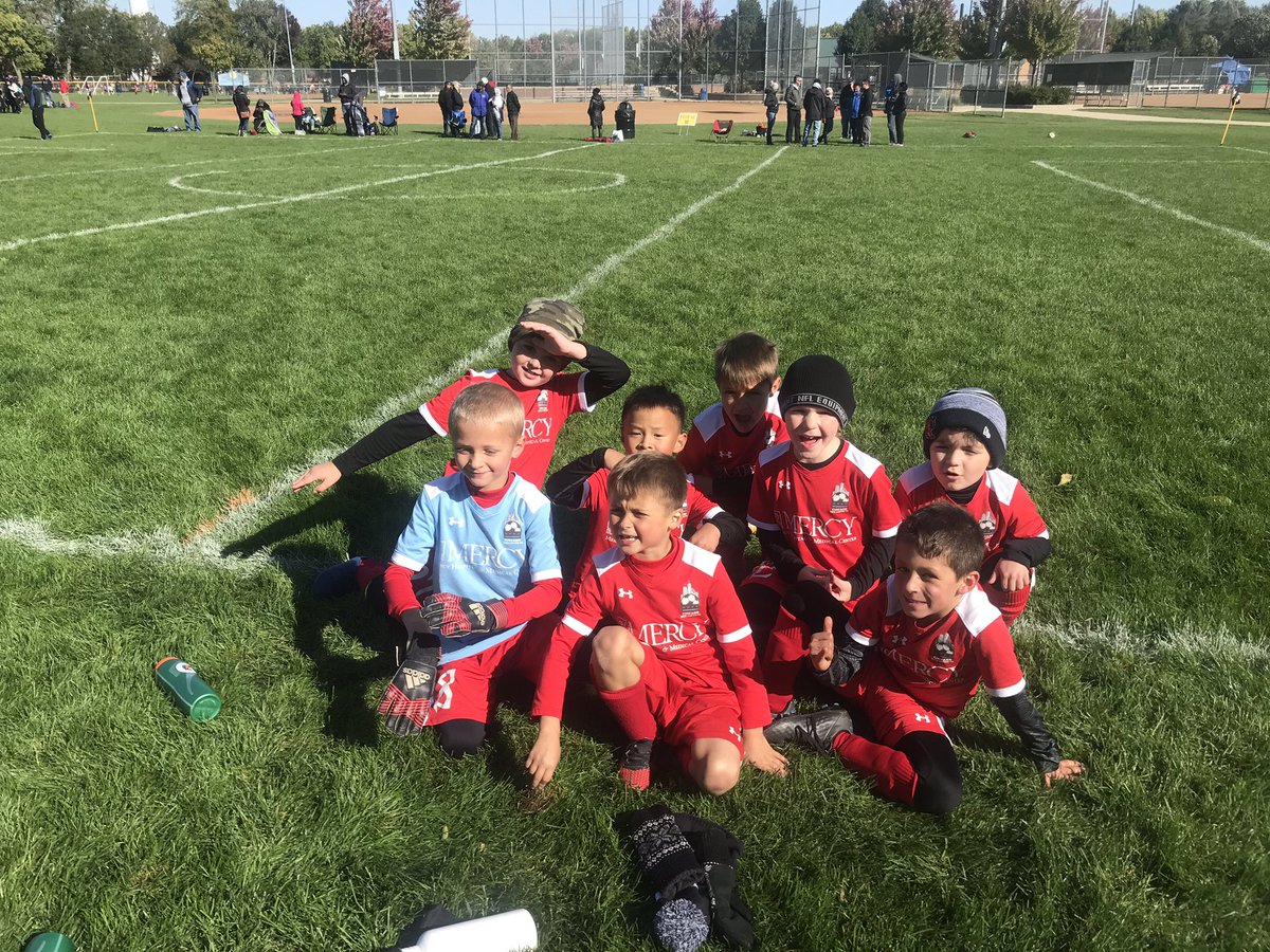 KICS_Airaki's tweet photo. U 8 premier team one game short to make the championship game on the top division. So proud. #Chicagokics https://t.co/JS7b2XS7ge