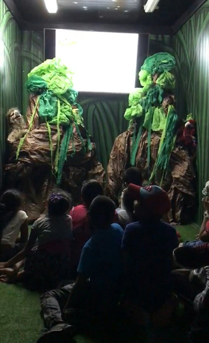 Hoy en el <a href="/ParqueSummit/">Parque Summit</a>  los visitantes aprendieron sobre las especies de #Perezoso en Panamá, celebrando el mes del perezoso.