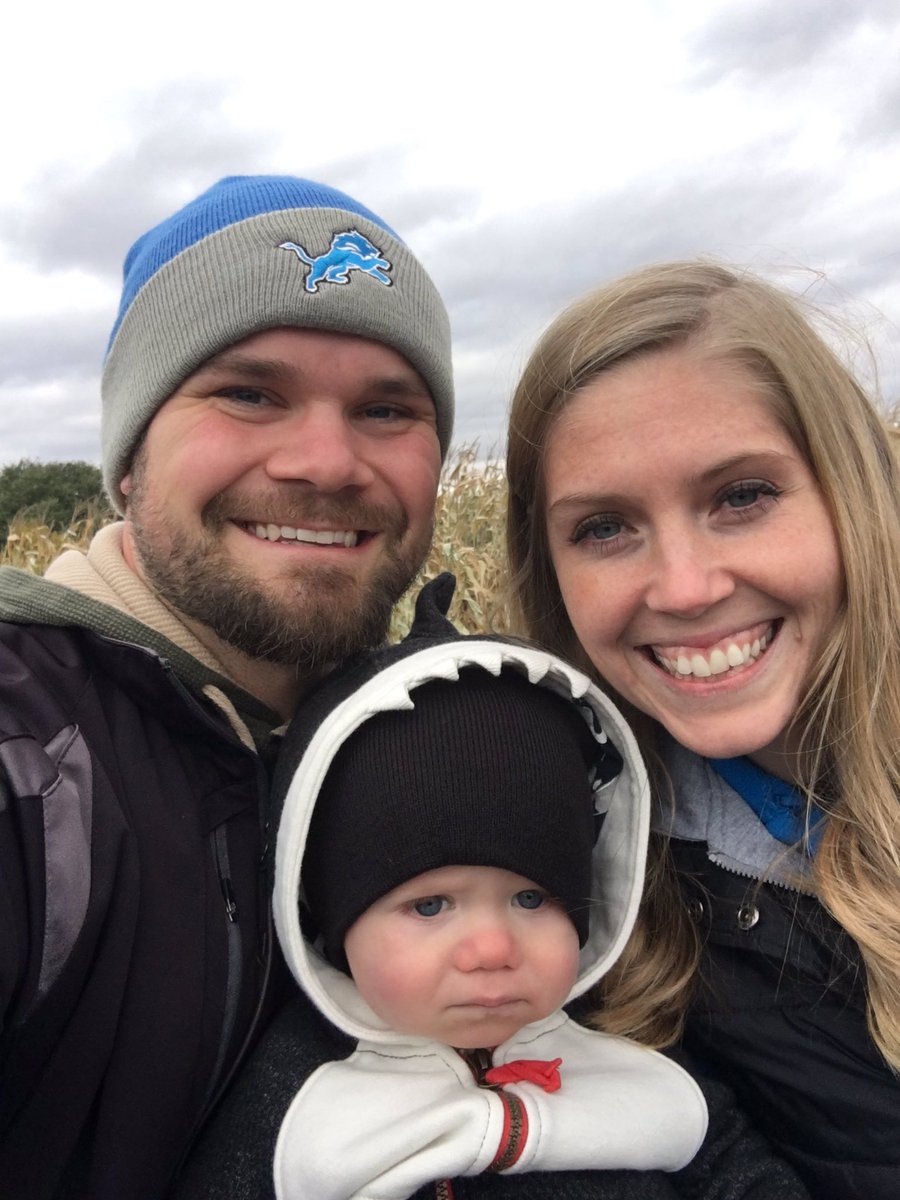 ColtSlack's tweet photo. Fun times at the Community Orchard! https://t.co/IqEONbjsqD